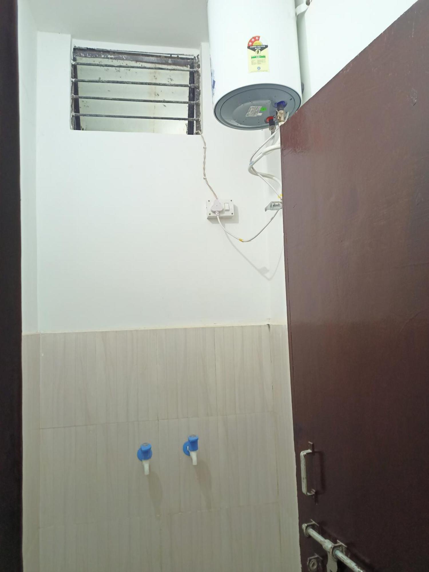 Girija Shail Bhavan Ayodhya Exterior photo